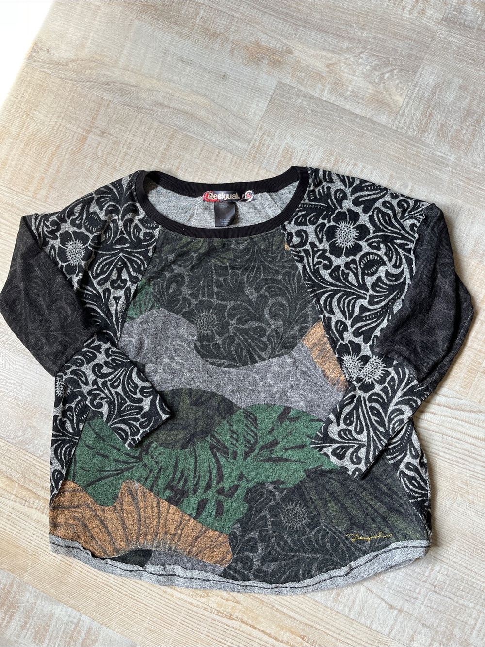 Desigual Women's Mixed-Print Long Sleeve Top in Black & Green